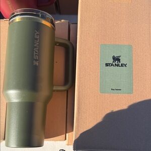 Stanley 40oz FlipStraw NEW Stanley Olive Insulated Mug